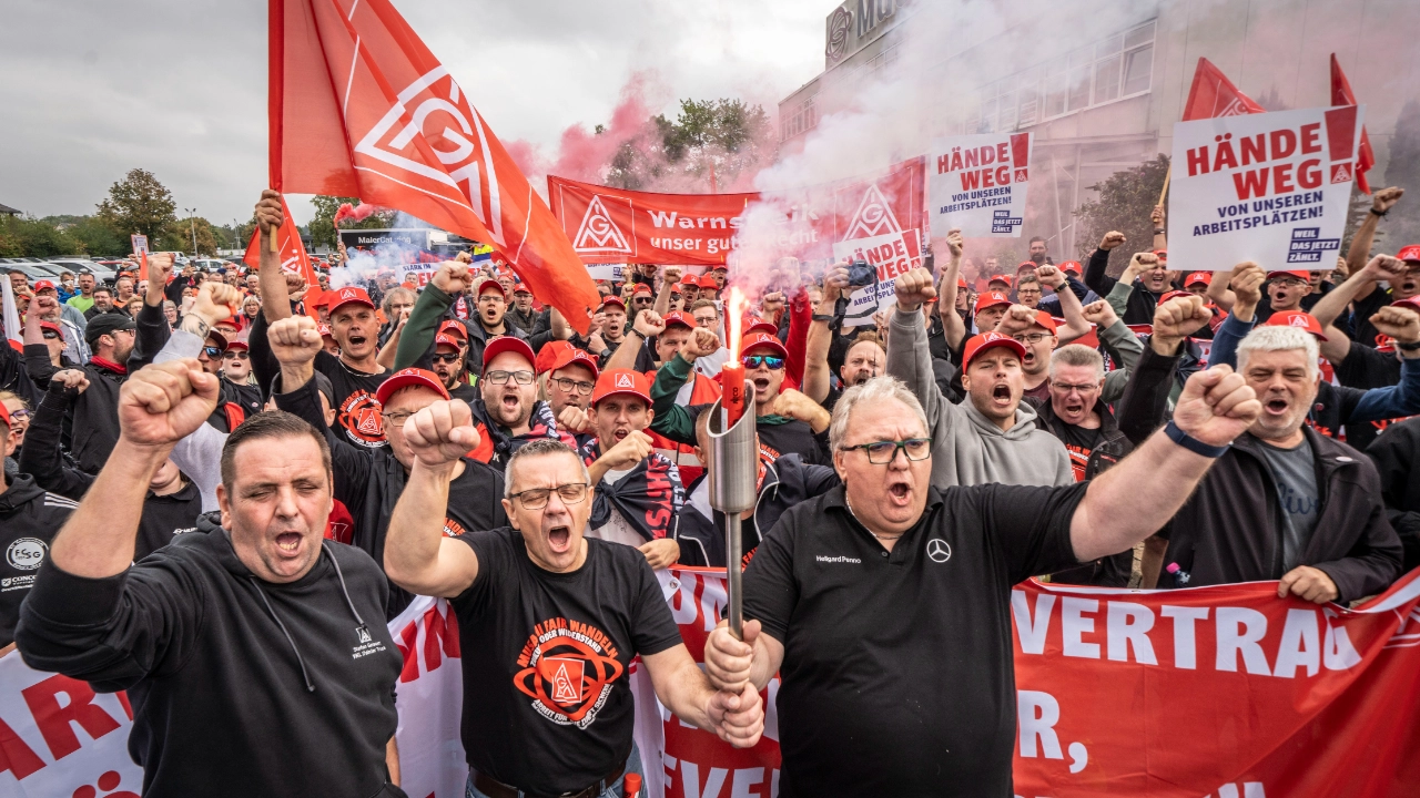 Warnstreik bei Musashi in Bad Sobernheim: Daimler-Kollegen übergeben die Flamme der Solidarität